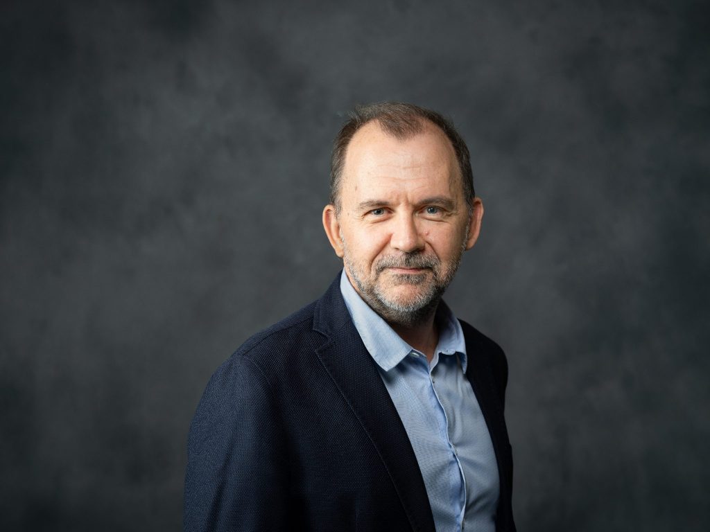 Portrait d'Edouard Bugnion - 2024 EPFL / Nicolas Righetti - Lundi 13 - CC-BY-SA 4.0