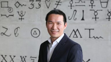 Professor Xile Hu, an expert in catalysis at EPFL’s Institute of Chemical Sciences and Engineering, has been awarded the 2017 National Latsis Prize. Copyright: EPFL - Alain Herzog faculty research epfl